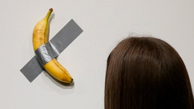 Comedian, art piece featuring banana taped to a wall