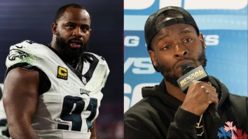 Former Eagles DT Fletcher Cox Threatens, Challenges Le’Veon Bell To A Fight