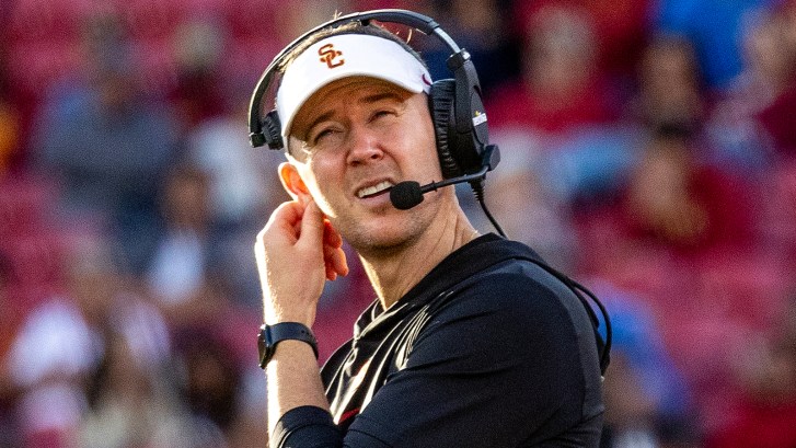USC coach Lincoln Riley