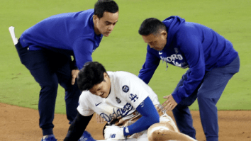 Doctors React To Shohei Ohtani Shoulder Injury In Game 2 Of World Series