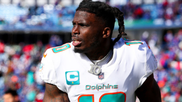 Heated Tyreek Hill Appeared To Yell At Dolphins Coaches On The Sideline, Mike McDaniel Reacts