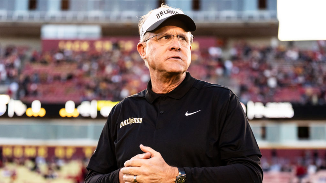 UCF Students boo Gus Malzahn