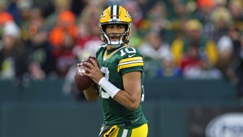 Bet $5 on the Packers vs Dolphins & Get $150 in Bonus Bets!