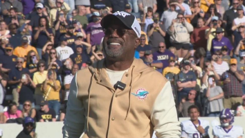 Darius Rucker’s Management Ruined His Awkward Performance Of ‘Wagon Wheel’ At Football Game