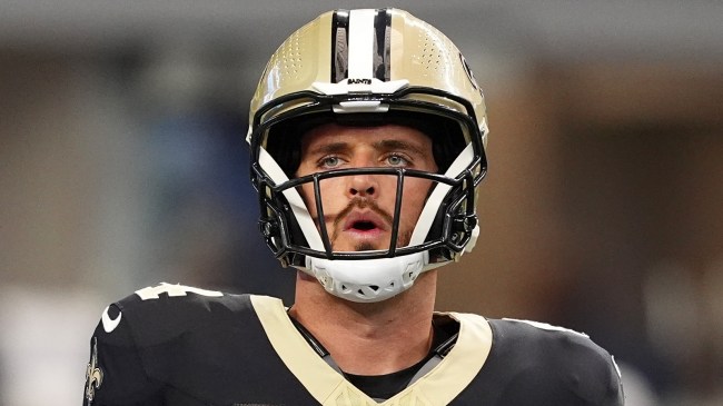 Saints QB Derek Carr