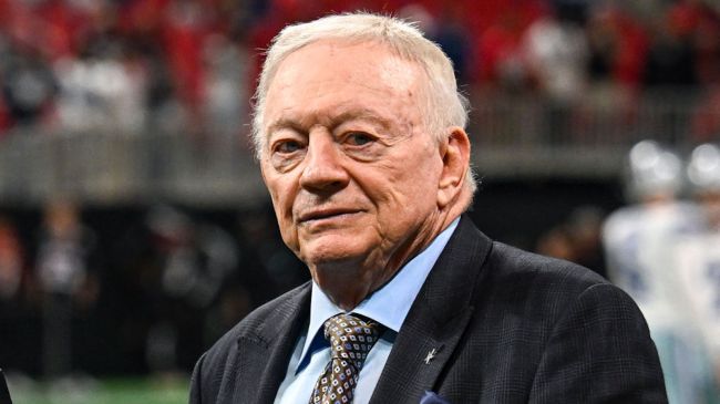 jerry jones looking grumpy