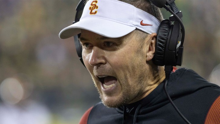 USC coach Lincoln Riley