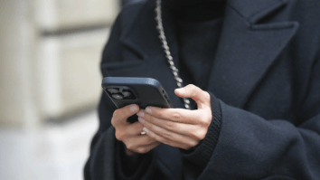 Political Text Messages Are Out Of Control & People Want Them Banned