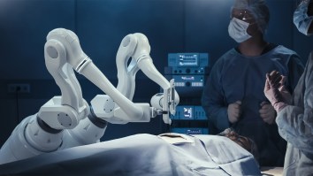 Robots Can Now Perform Surgeries On Their Own Because They Watched Videos