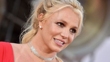 Britney Spears Pulling A Billy Madison, Says She’s Now A 5-Year-Old Kindergartener In Mexico