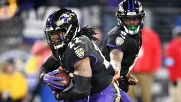 Lamar Jackson Got Cussed Out By His Momma For Not Being Aggressive Enough In Loss To Eagles