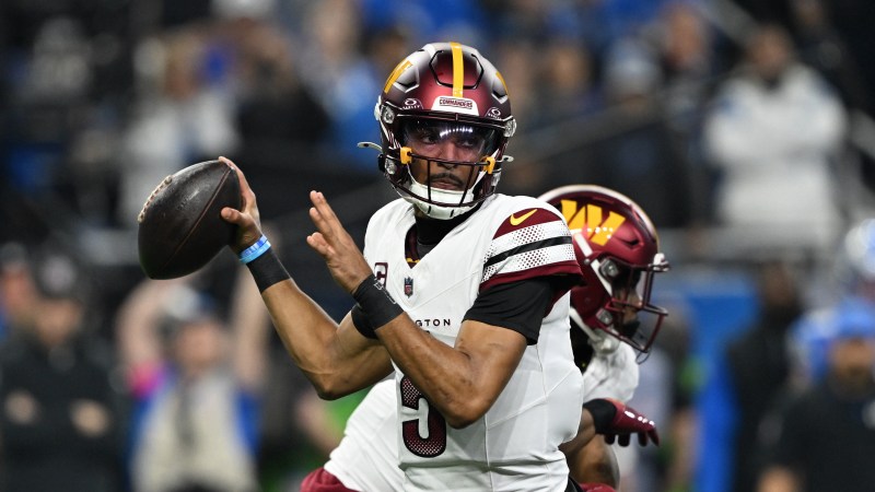 Ranking The 9 Best Rookie Seasons By An NFL Quarterback In League History