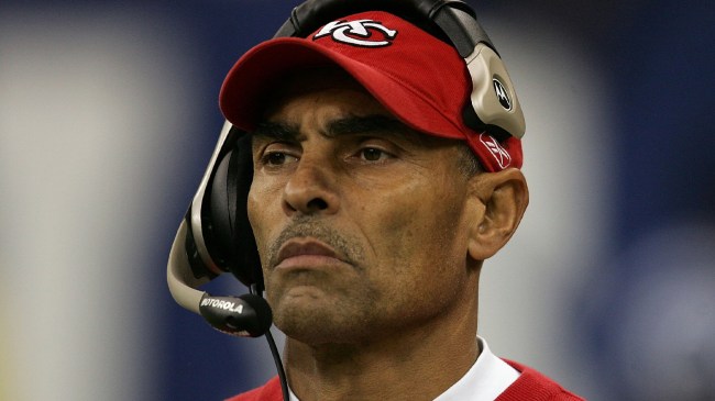 Chiefs coach Herm Edwards