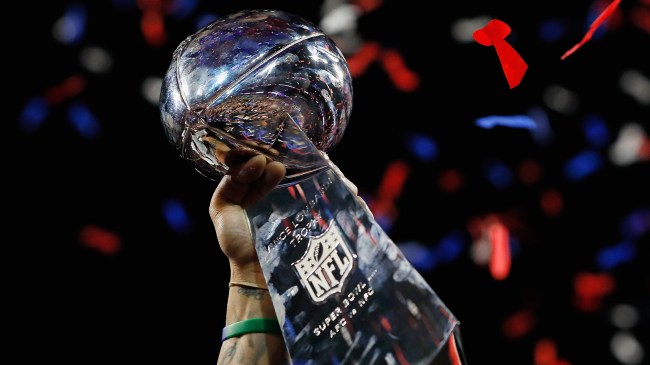 Lombardi Trophy hoisted after Patriots Super Bowl win