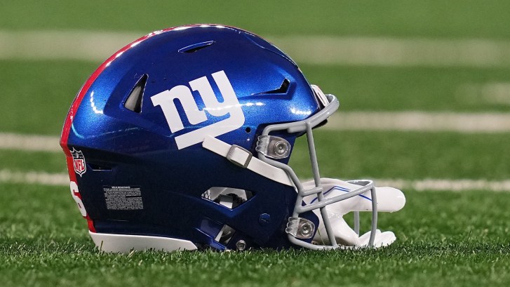 New York Giants helmet