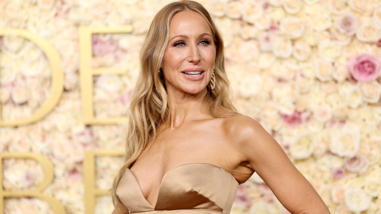 Nikki Glaser Got Paid A Fortune For Hosting The 'Golden Globes'