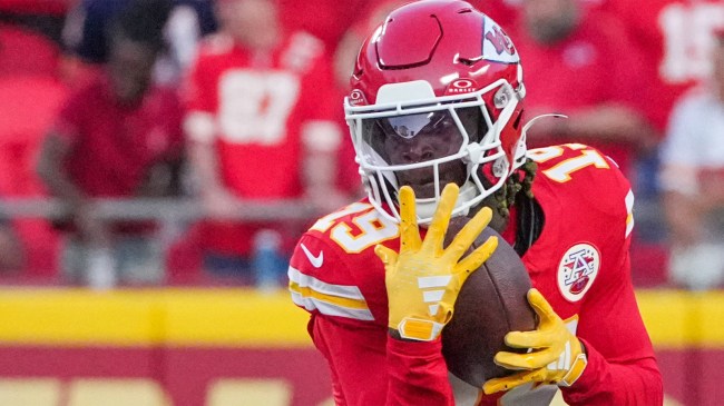 Kansas City Chiefs wide receiver Kadarius Toney catches a pass