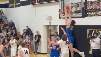 Small Town Ohio High School Revolutionized Basketball With Double Alley-Oop Dunk From Baseline Out Of Bounds