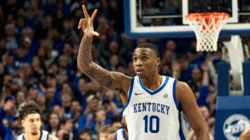 Kentucky Basketball Player Slapped With Technical Foul For Pretending To Shoot Opponent In Head