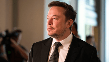 Elon Musk’s Alleged Baby Mama Reveals How He Charmed Her Then Dumped Her After She Got Pregnant