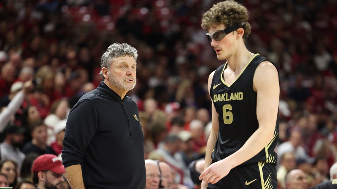 Greg Kampe Oakland Basketball Players Clockwise Gen Z