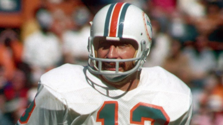 Dolphins safety Jake Scott