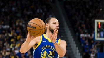 Steph Curry Uses ‘Night-Night’ Pose In 3rd Quarter, Doesn’t Return To Game In Blowout