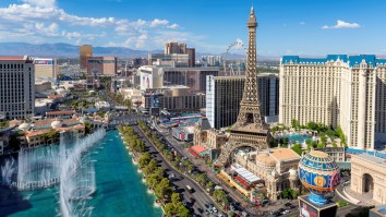 Las Vegas Is Empty For The Super Bowl So Luxury Hotel Rooms On ‘The Strip’ Are Selling For Pennies