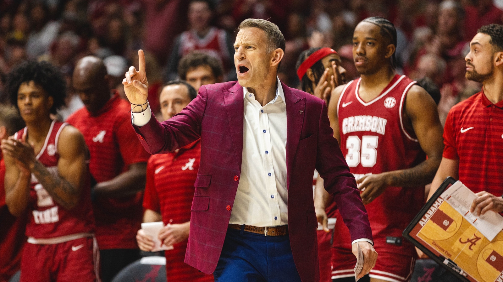 Nate Oats Scolds Home Crowd For Bad Behavior Vs Auburn nate-oats-scolds-home-crowd-for-bad-behavior-vs-auburn