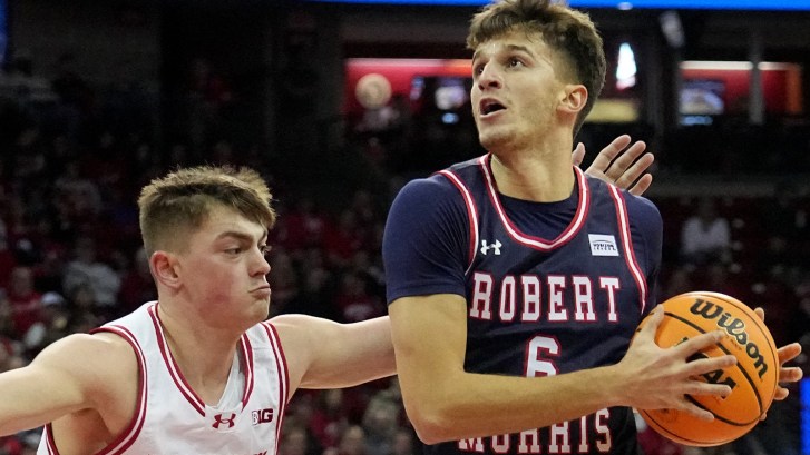 Robert Morris basketball player Alfredo Boglio