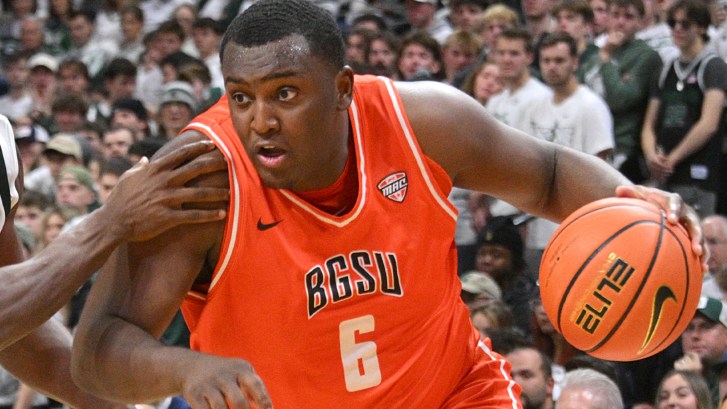 Bowling Green basketball player Marcus Johnson