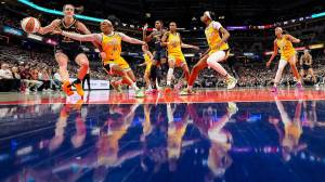 caitlin clark playing in wnba