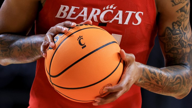 Cincinnati basketball player