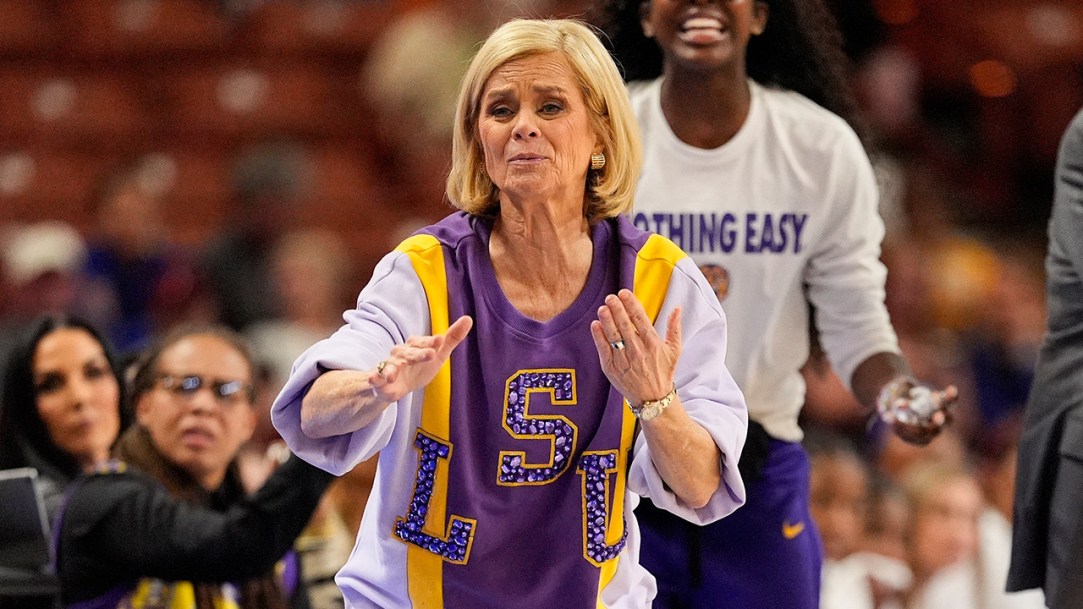 Kim Mulkey Mozzarella Stick Reporter LSU basketball