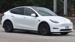 Tesla Autopilot Drives A Model Y Full Blast Into Wall With A Road Painted On It