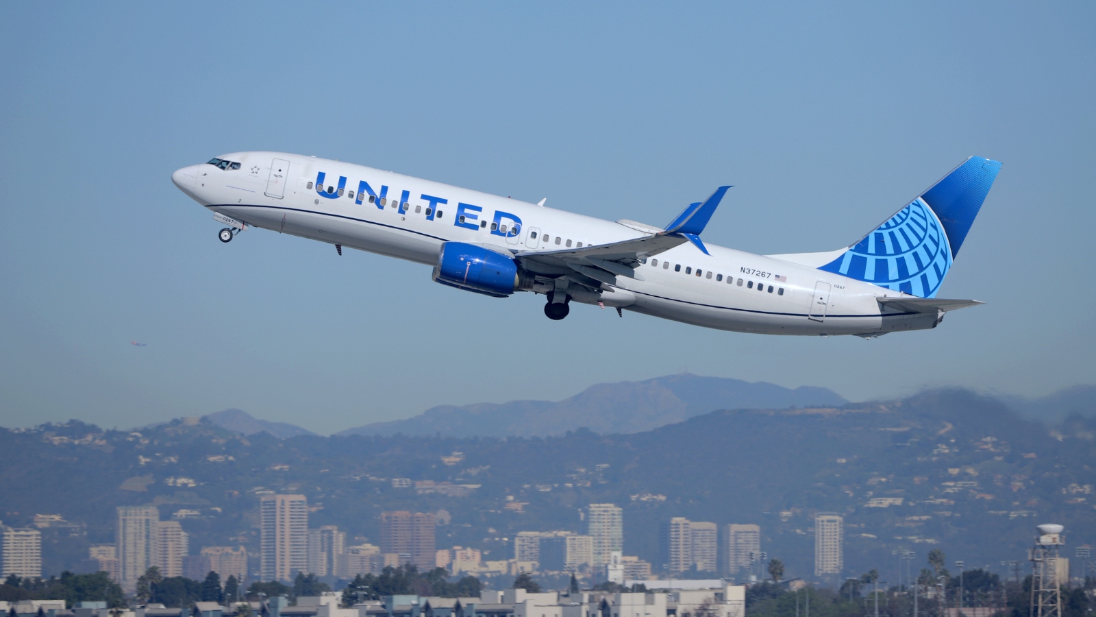L.A. To China United Flight Rerouted After Pilot Forgot Passport