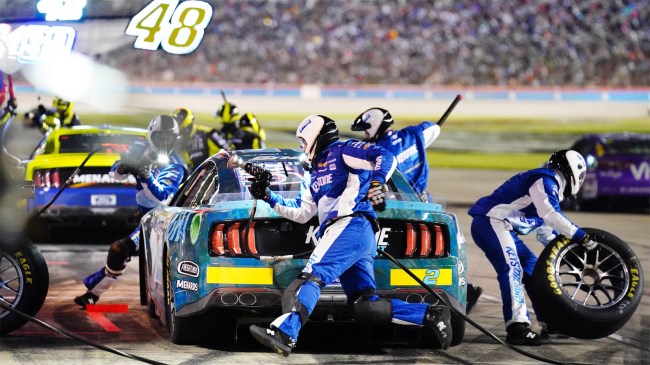 NASCAR-Cup-Series-driver-Austin-Cendric-pits-during-All-Star-race