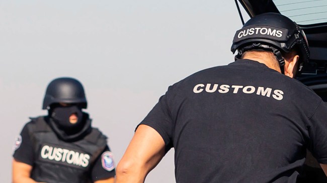 customs-and-border-protection-officers