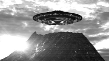 Air Force Pilot Shares Encounter With UFO That ‘Had No Visible Means Of Propulsion’