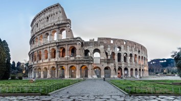American Tourist Impaled Himself On Spiked Fence At The Colosseum, Spent 40 Minutes Hanging There