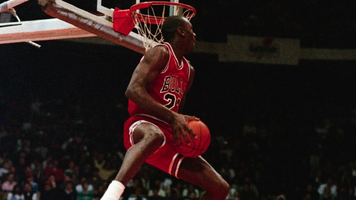 Michael Jordan backward slam dunk