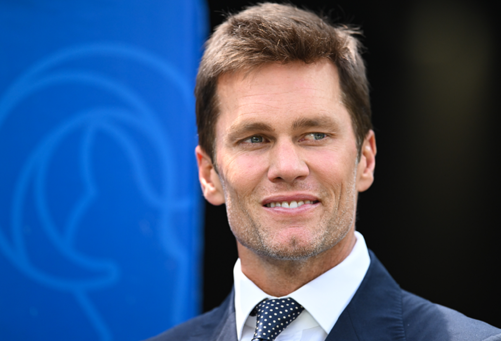 Tom Brady Spotted Naked On Roof Of His Florida Mansion