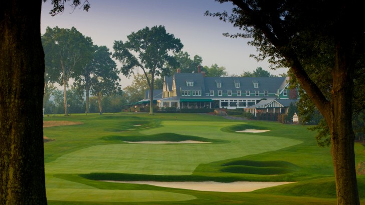 par-4 18th hole at Oakmont Country Club