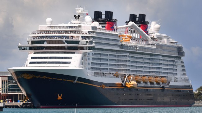 Disney cruise ship