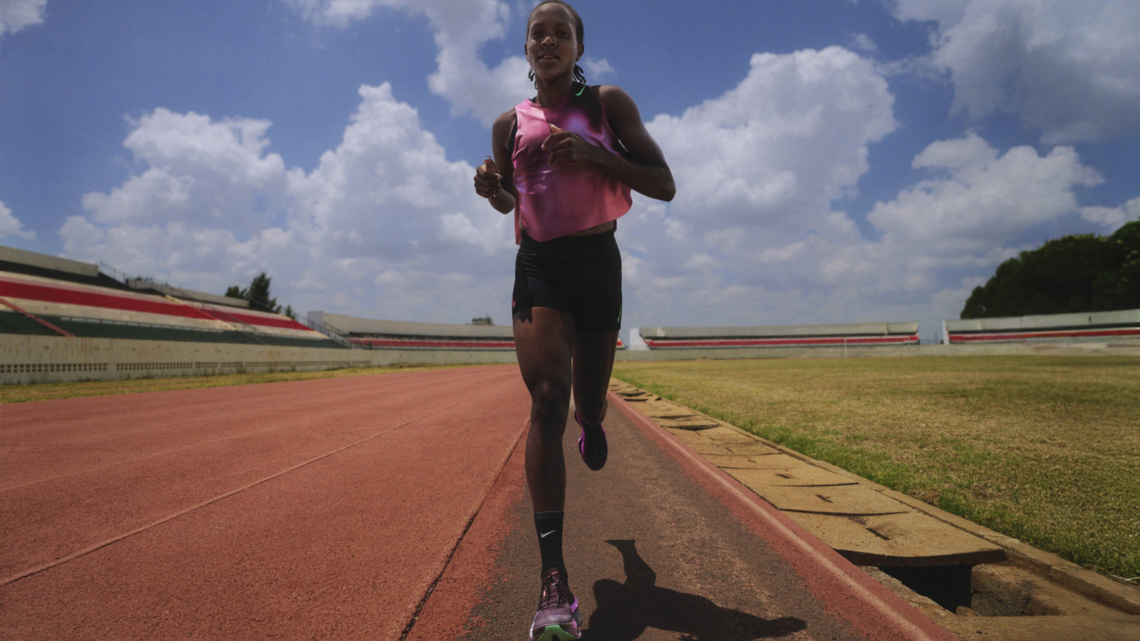Faith Kipyegon attempting first 4 minute mile of any woman in history with Nike kit