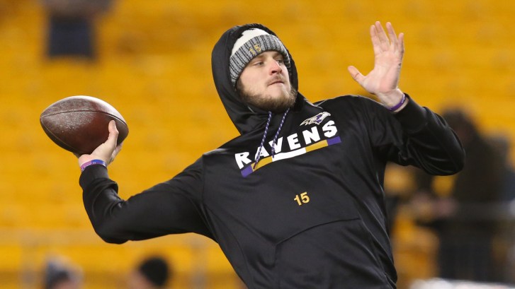 Ryan Mallett and his big hands