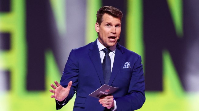 scott-hanson-on-stage-during-Super-Bowl-LIX-Opening-Night