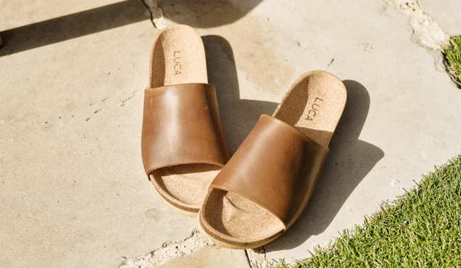 LUCA Leather Slide