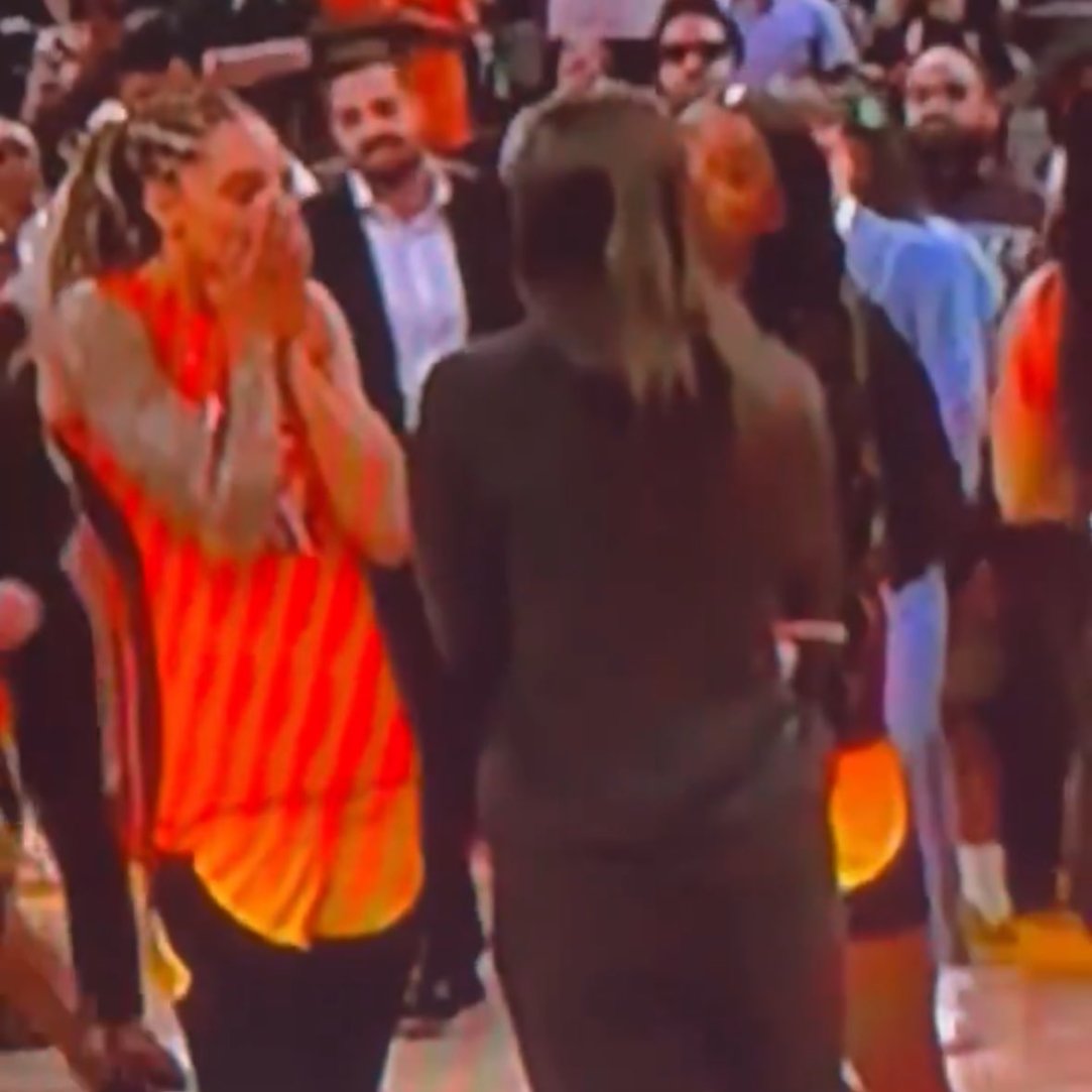 Caitlin Clark Gabby Williams Reaction Tampering