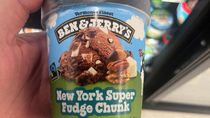 Ben and Jerry's New York Super Fudge Chunk